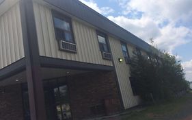 Pickle Lake Hotel  2* Canada